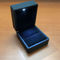 Estuche ANILLO de Luz LED Negro - Infiniti Joyas