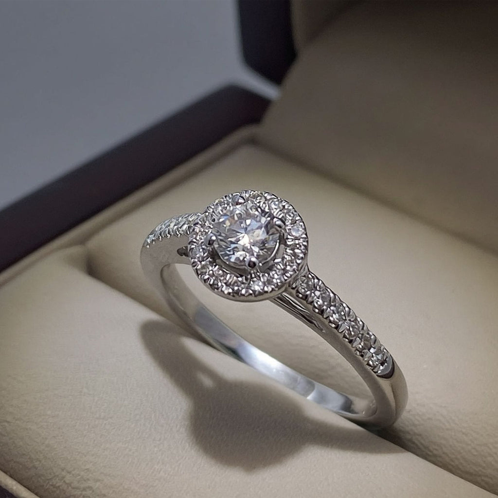 Anillo de Diamante Natural