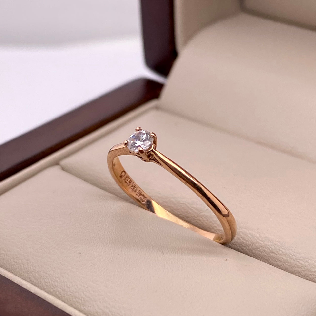 Anillo Solitario Oro Rosa 14k - Zirconia 3 mm