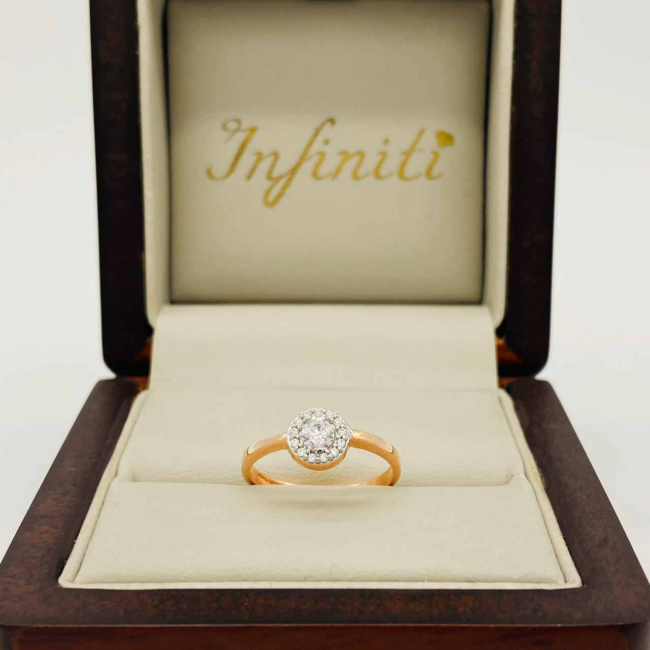 Anillo Oro Rosa 10k, Halo Solitario, Zirconia Central 3.20 mm