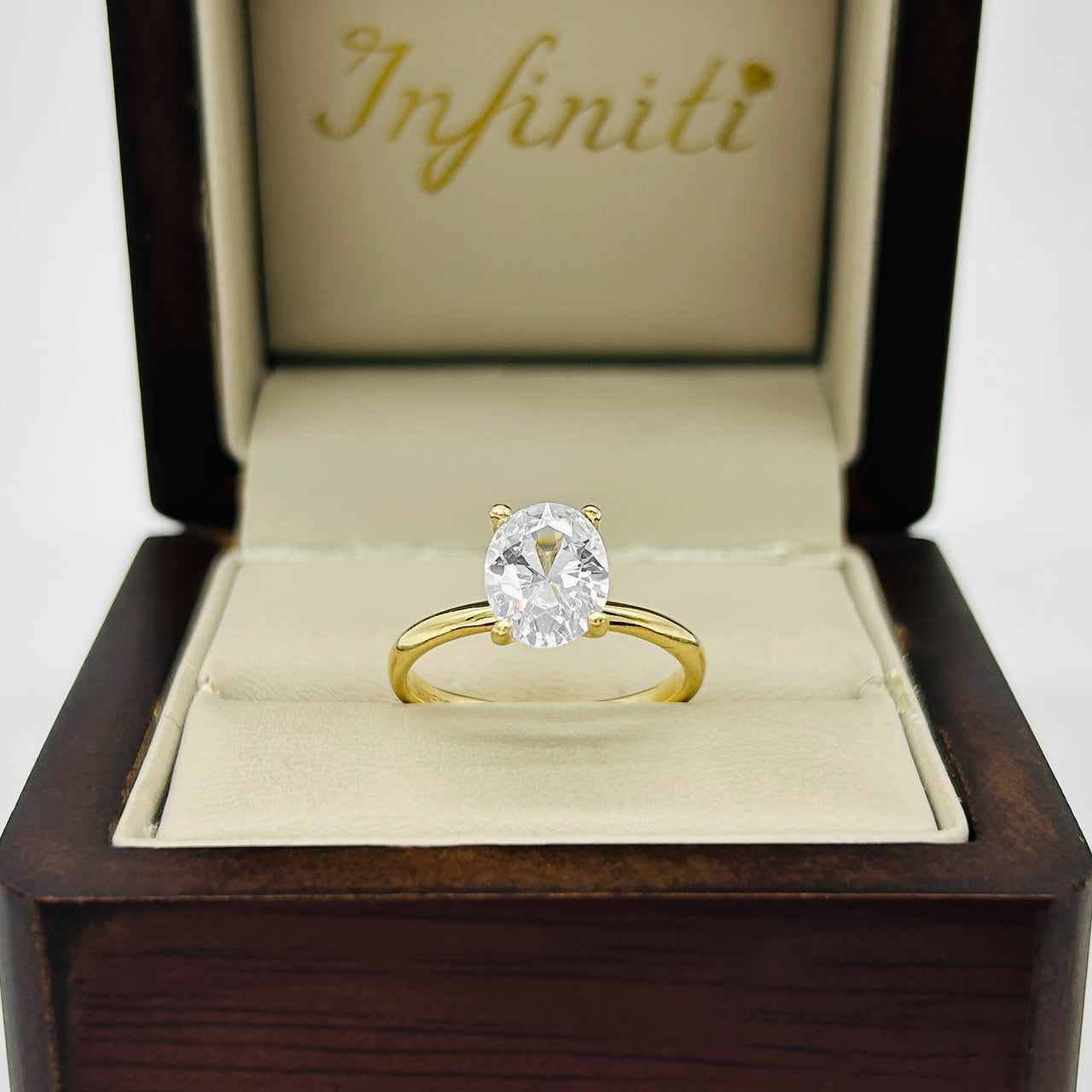 Anillo Oro 10k - Zirconia Oval