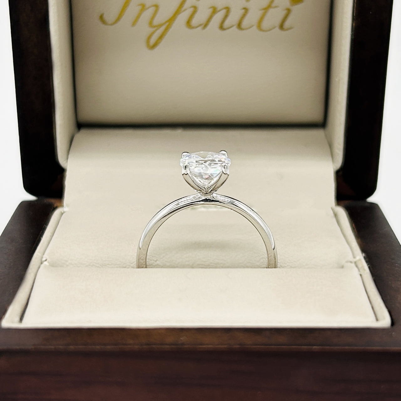 Anillo Oro Blanco 10k - Zirconia Oval
