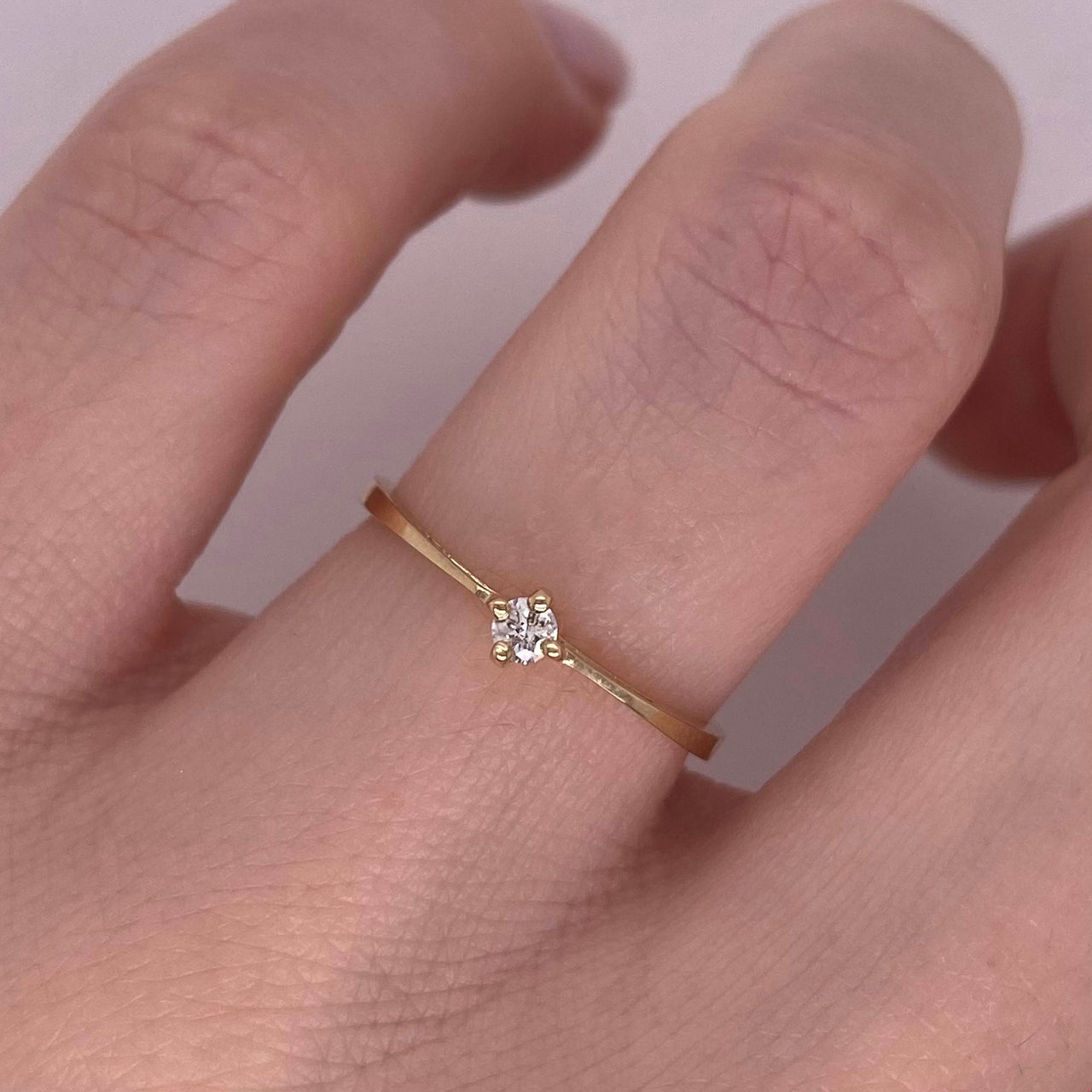 Anillo Oro 14k -  Diamante Natural de 0.05 CT