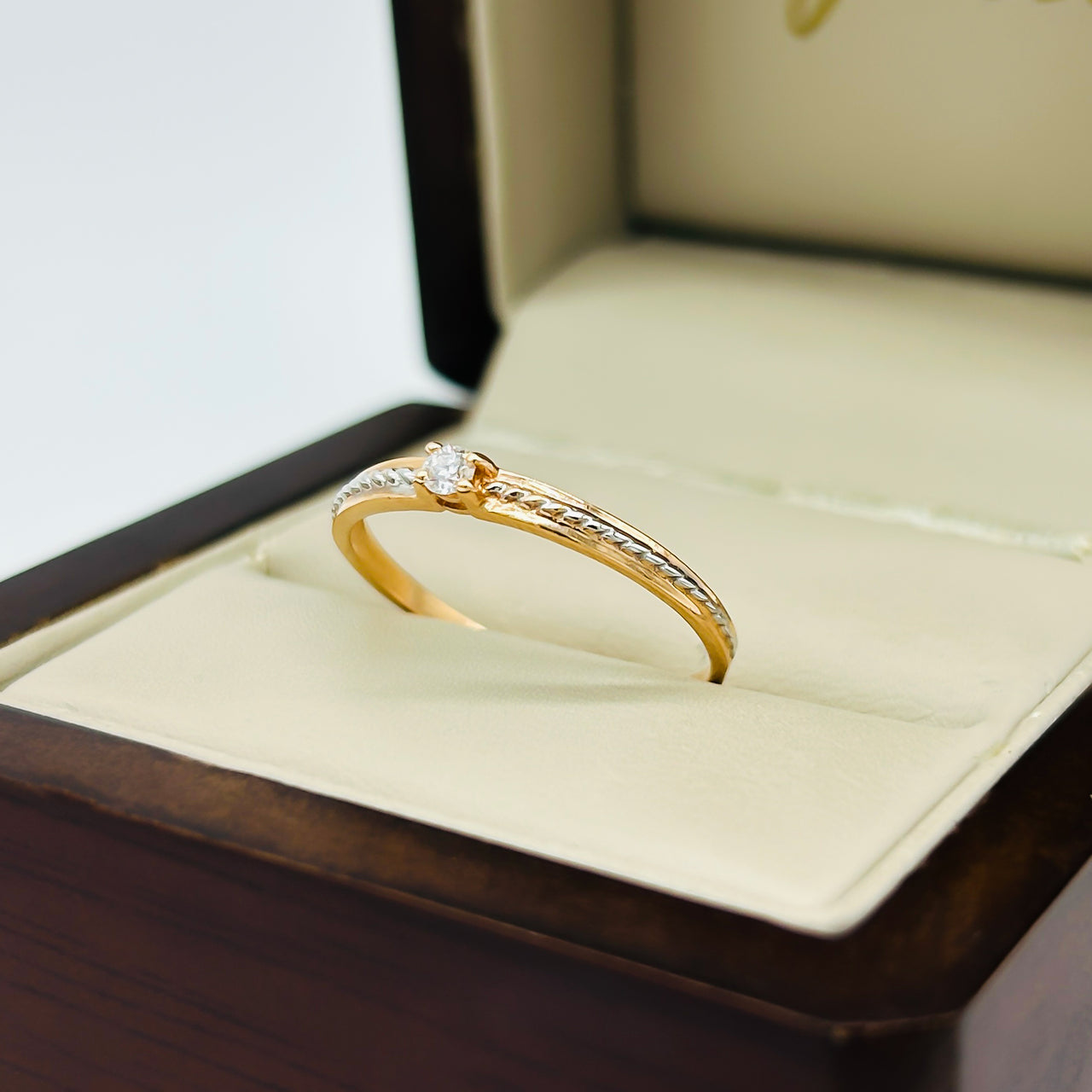 Anillo Oro Rosa 14k-Diamante Natural de 0.07 CT