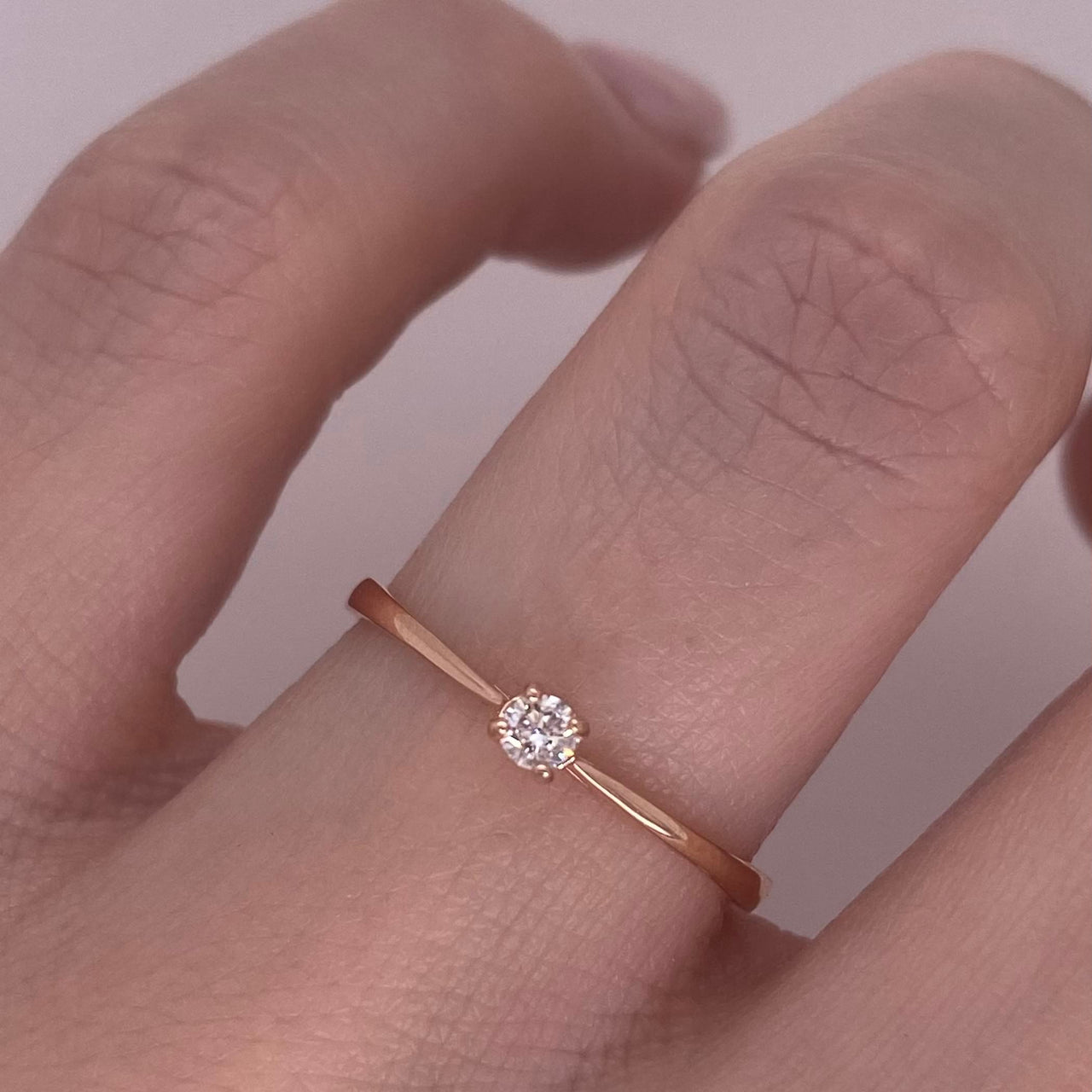 Anillo Oro Rosa 14k - Diamante Natural de 0.05 CT