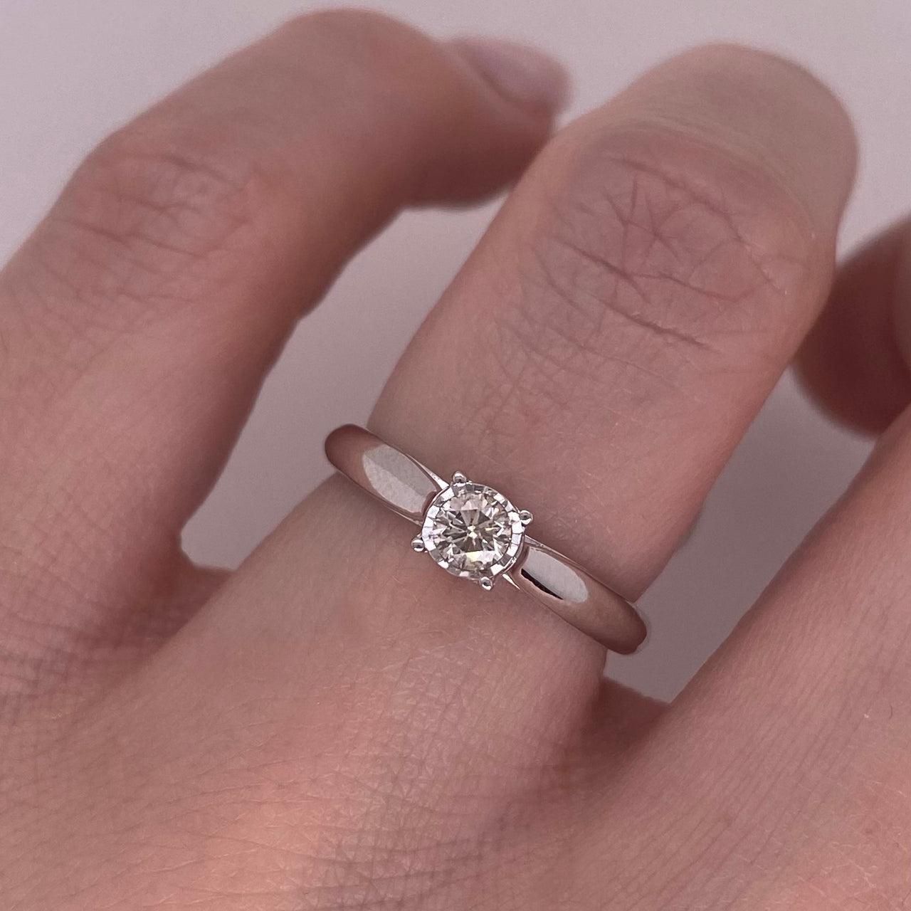 Anillo Oro Blanco 14k - Diamante Natural 0.20 CT