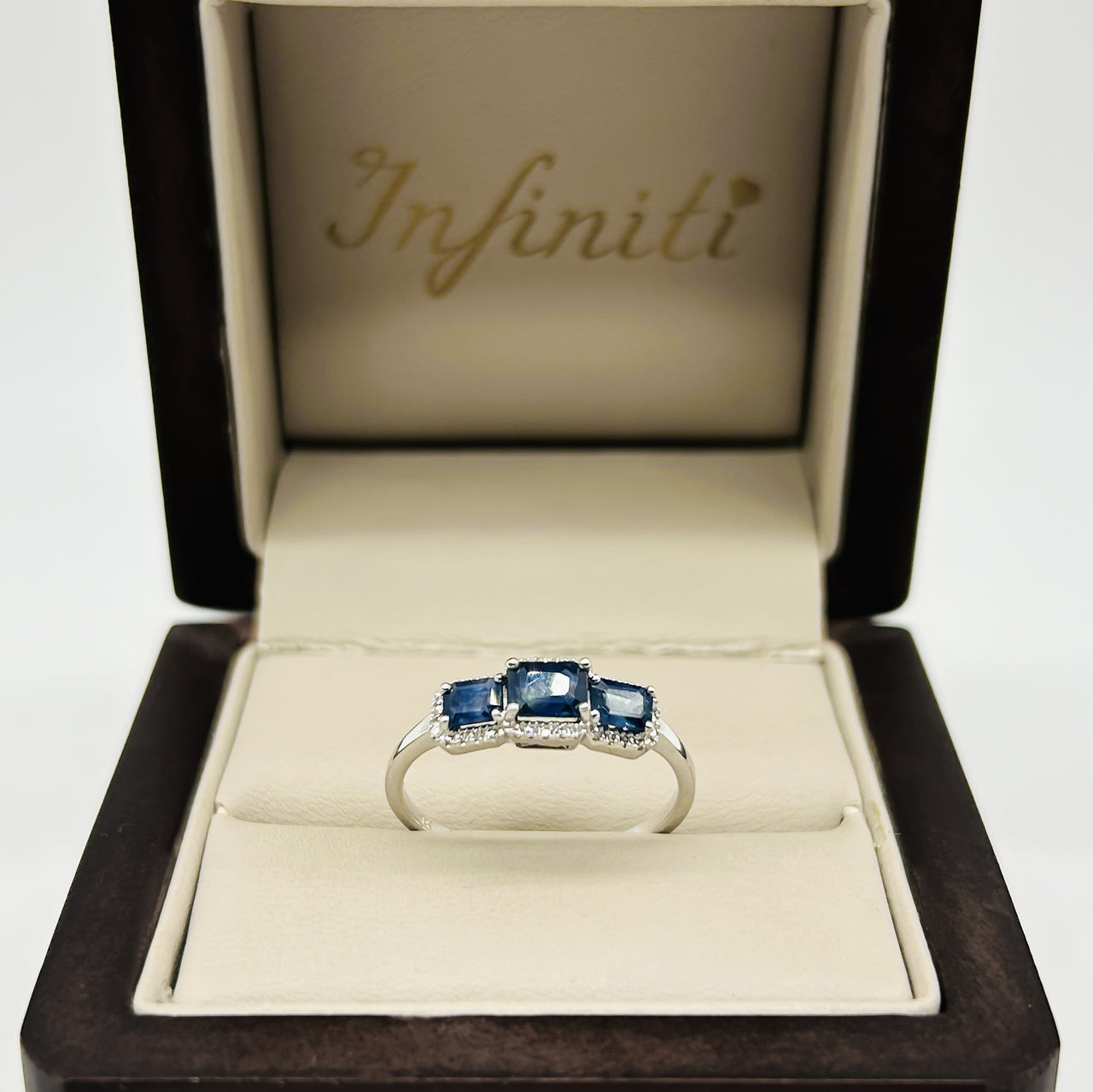 Churumbela Oro Blanco 14k - Zafiros y Diamantes 1.04 CT Totales