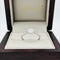 Anillo Oro Blanco 14k - Halo Diamantes con 8 Pts Totales
