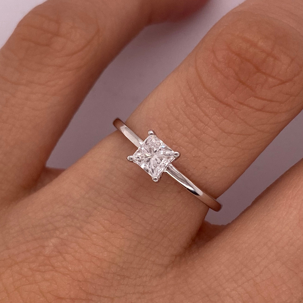 Anillo Oro Blanco 14k - 0.50 CT Diamante de Laboratorio IGI