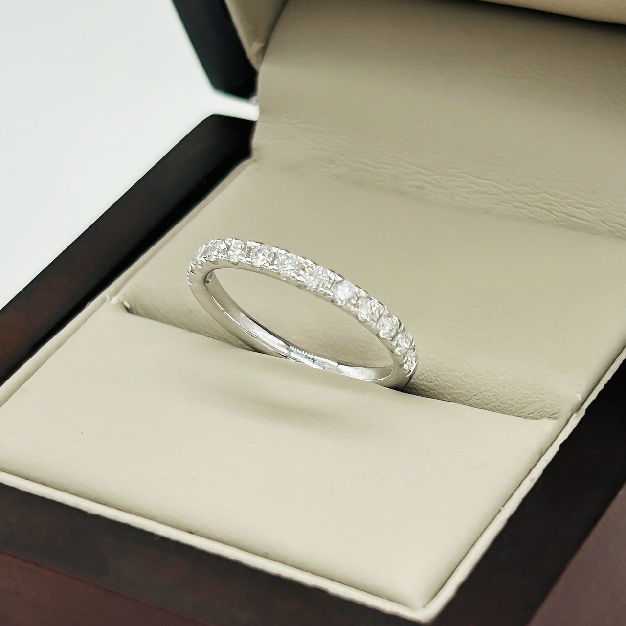 Churumbela Oro Blanco 14k - Diamantes Laboratorio de 0.36 CTW