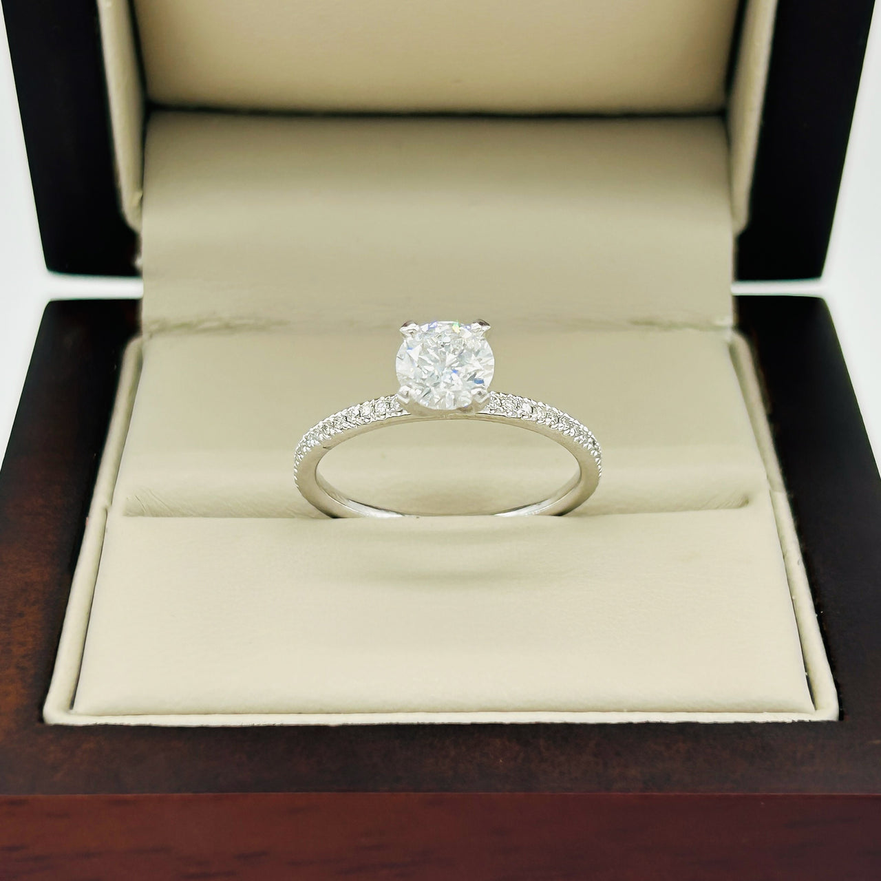 Anillo Oro Blanco 14k - 0.93 CTW Diamante Laboratorio