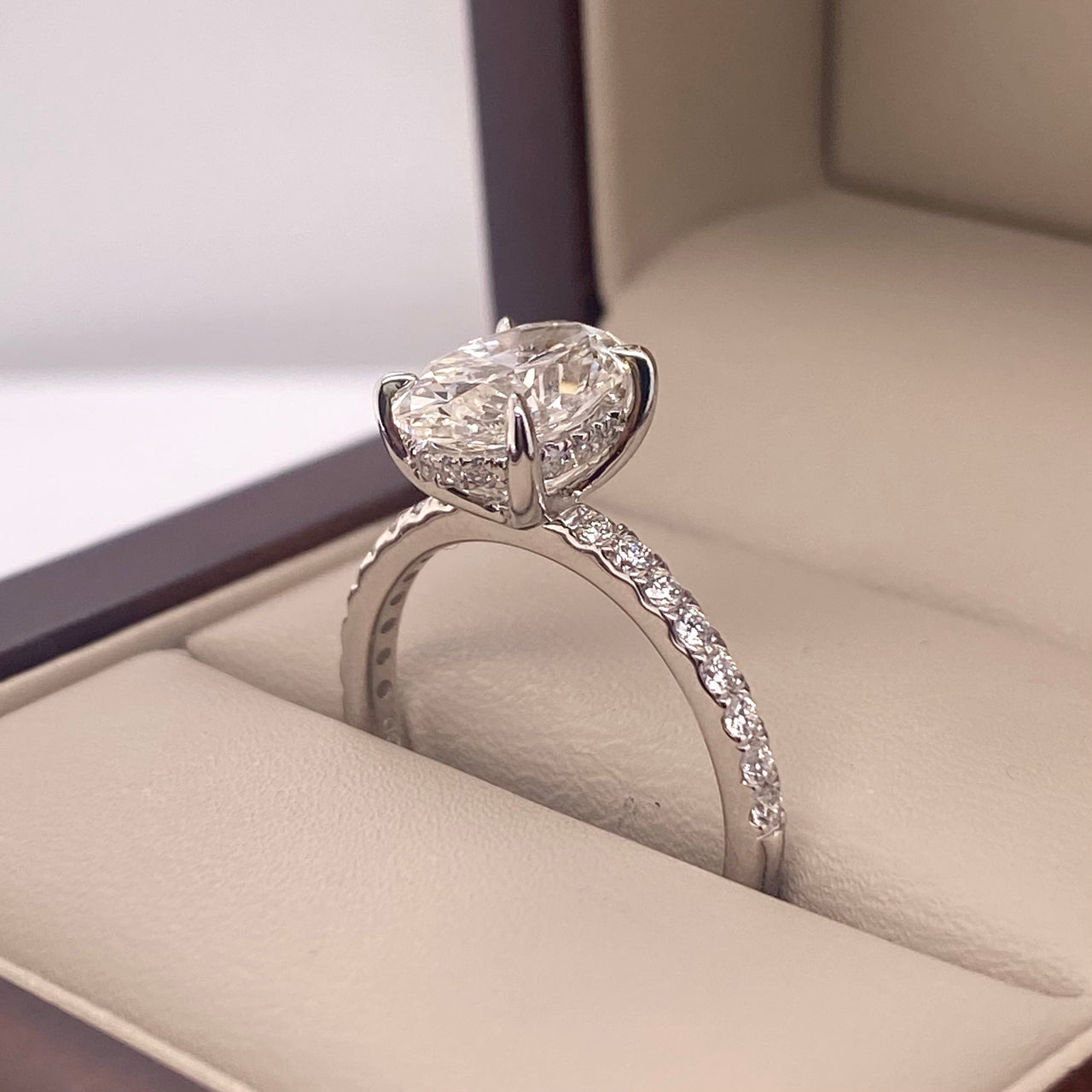 Anillo Oro Blanco 14k - 2.30 CTW Diamante de Laboratorio IGI