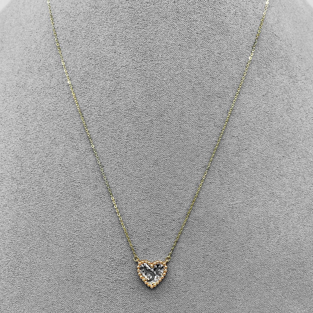 Gargantilla Oro 10k 45 cm de Largo, con Dije Corazón Diamantado