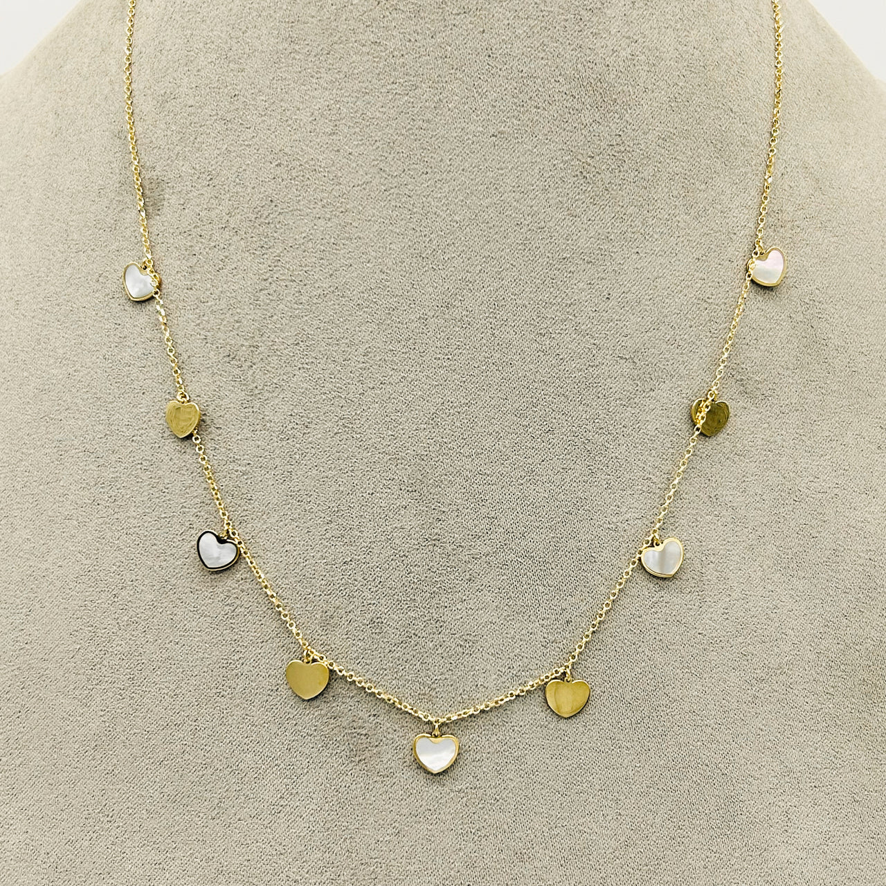 Gargantilla Oro 14k - Corazones con Madre Perla