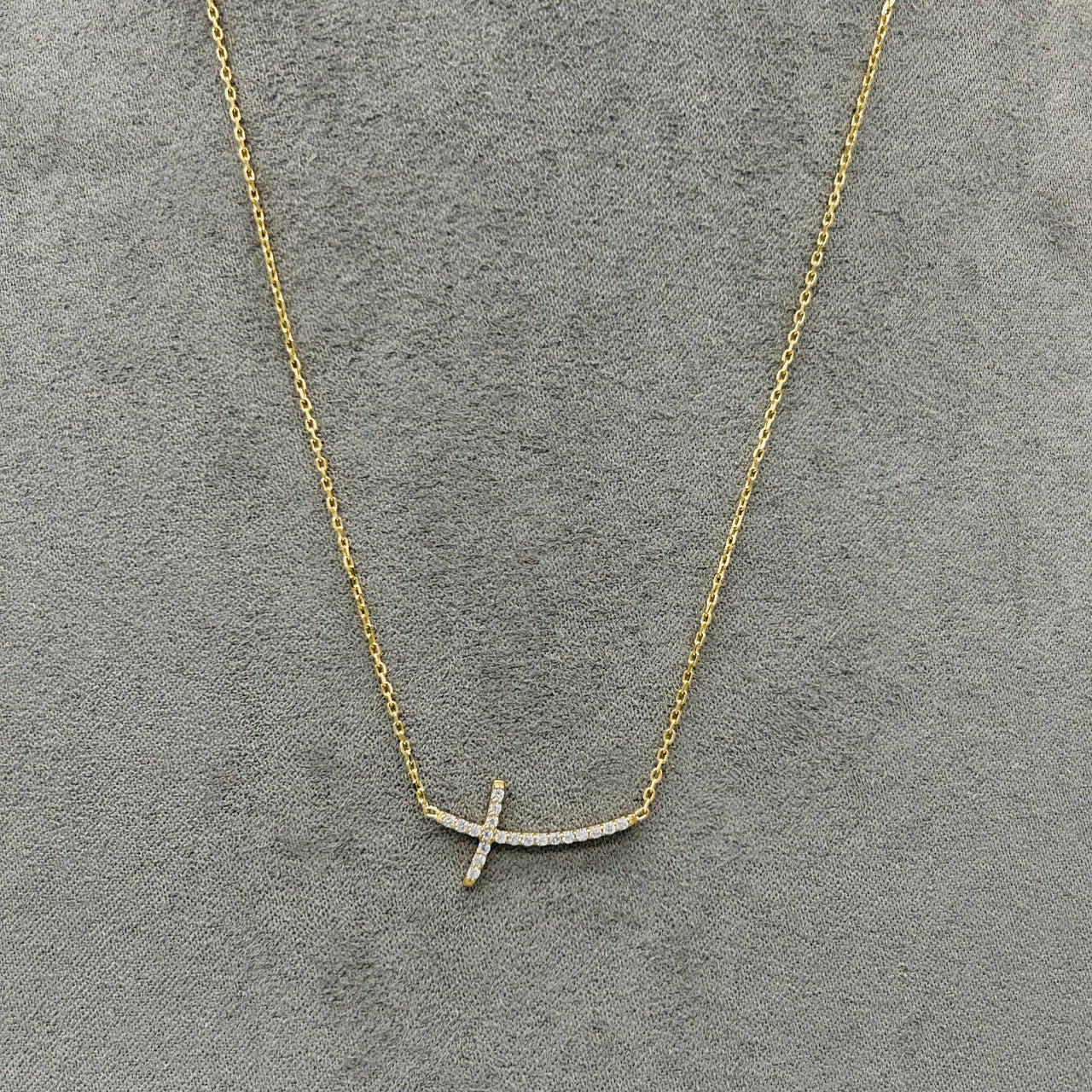 Gargantilla Oro 10k - Cruz con Zirconias