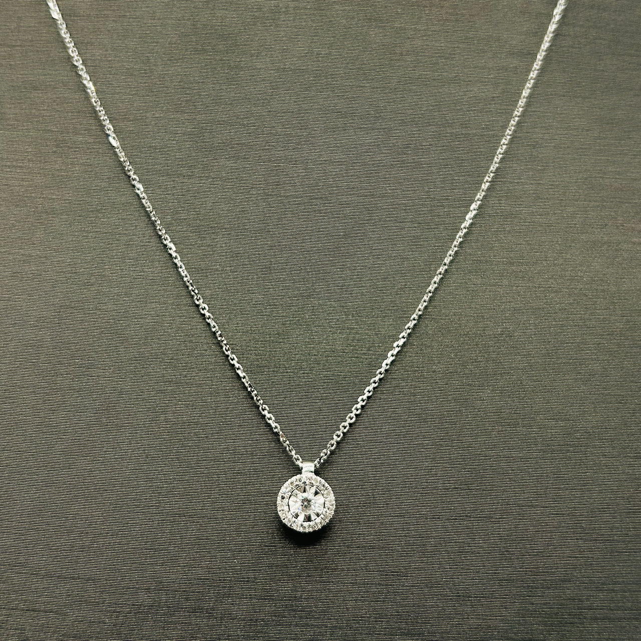 Gargantilla Oro Blanco 14k - Dije Halo con Diamante 8 puntos