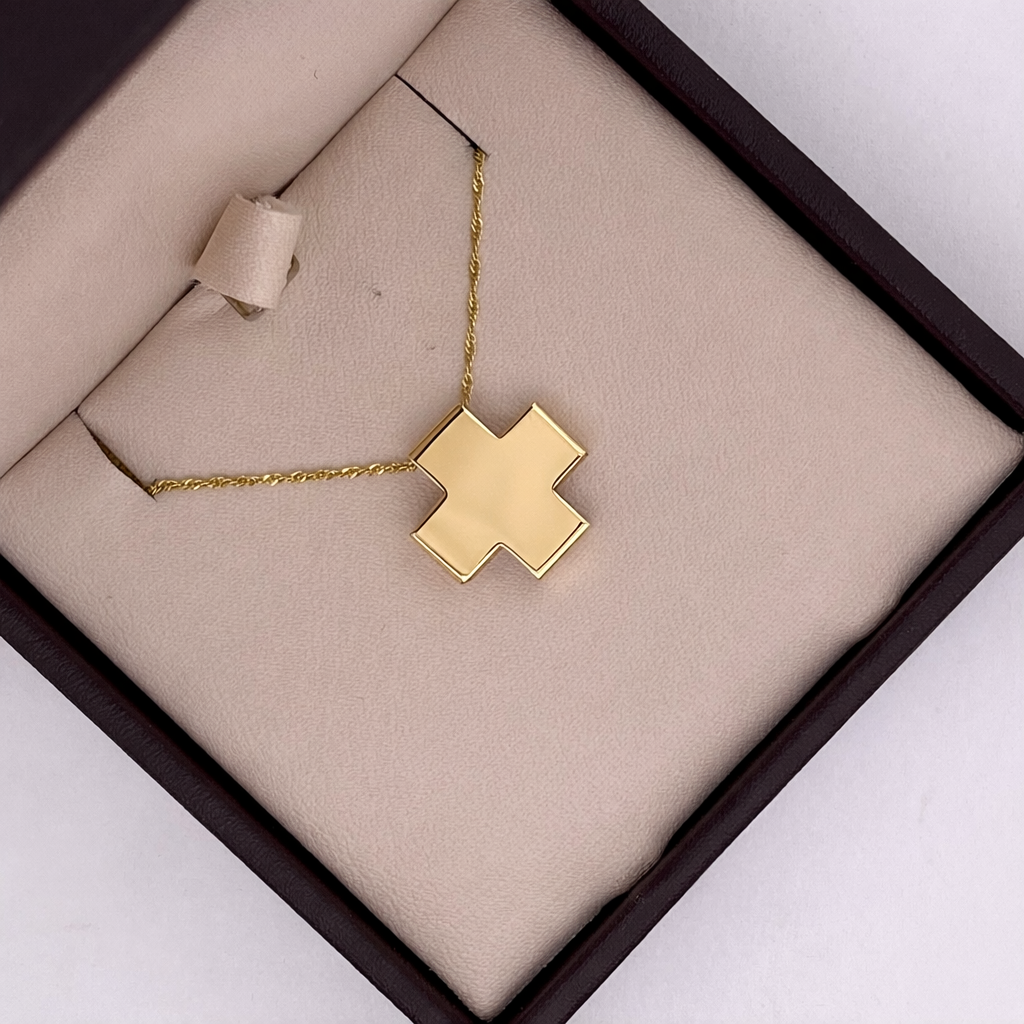 Cruz Oro 10k - Lisa Hueca de 1.5 cm Alto, 1.5 cm Ancho