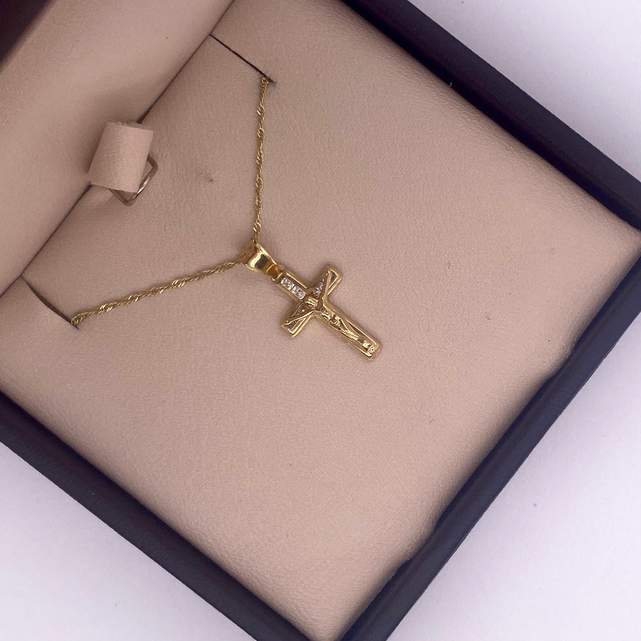 Cruz Oro 14k - Cristo con Zirconias