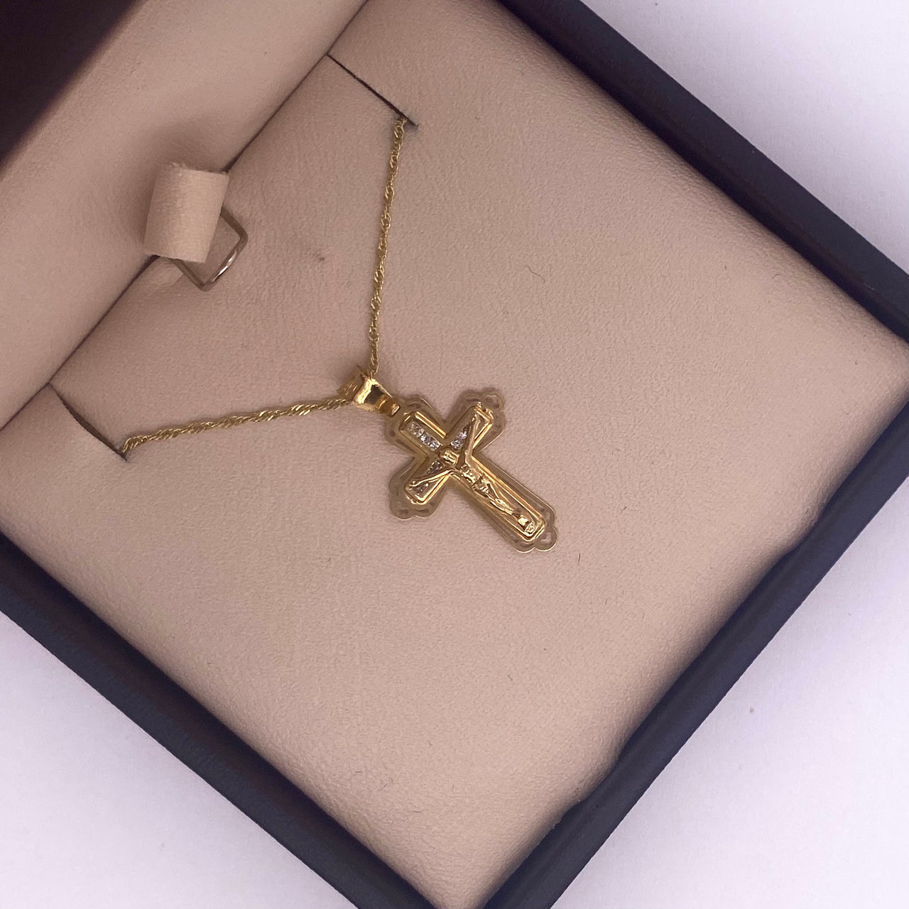 Cruz Oro 14k - Cristo con Zirconias