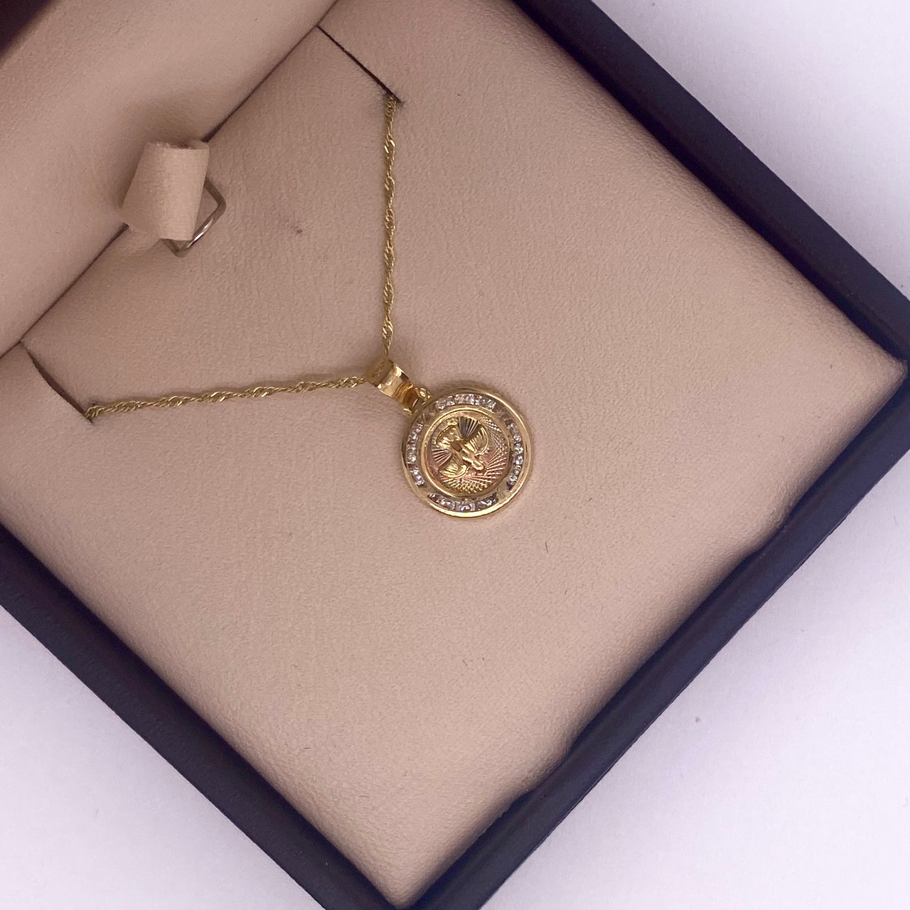 Medalla Oro 14k - Espíritu Santo con Zirconia