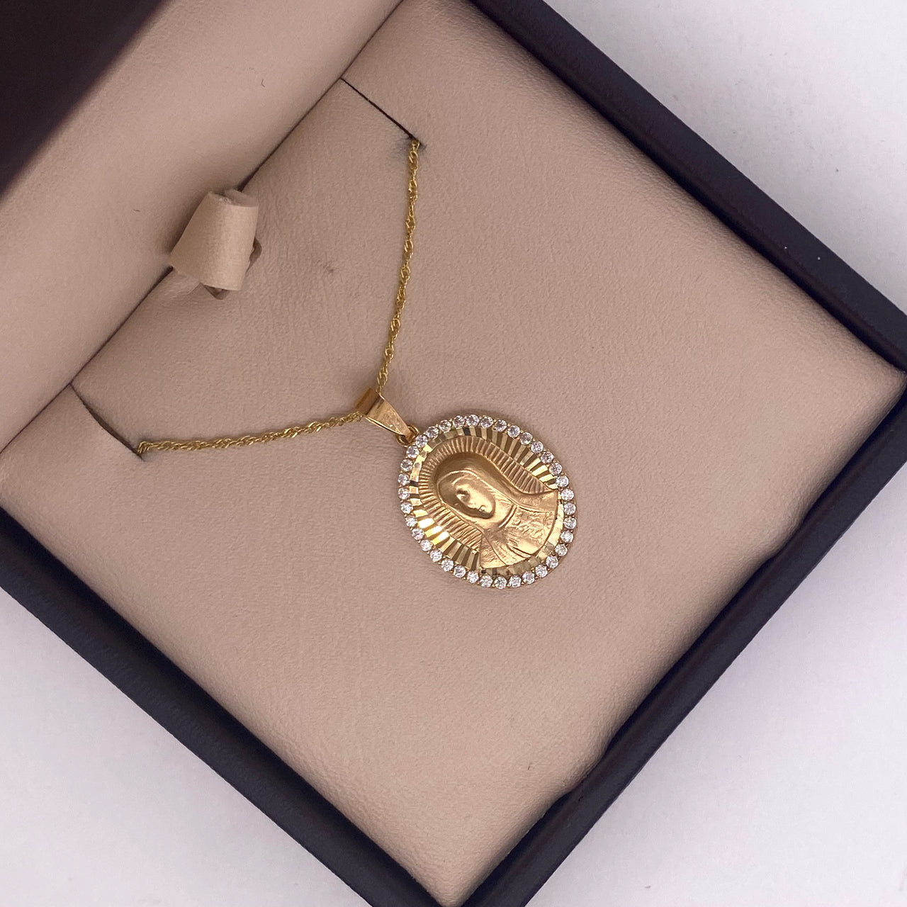 Medalla Oro 10k - Virgen de Guadalupe con Zirconias