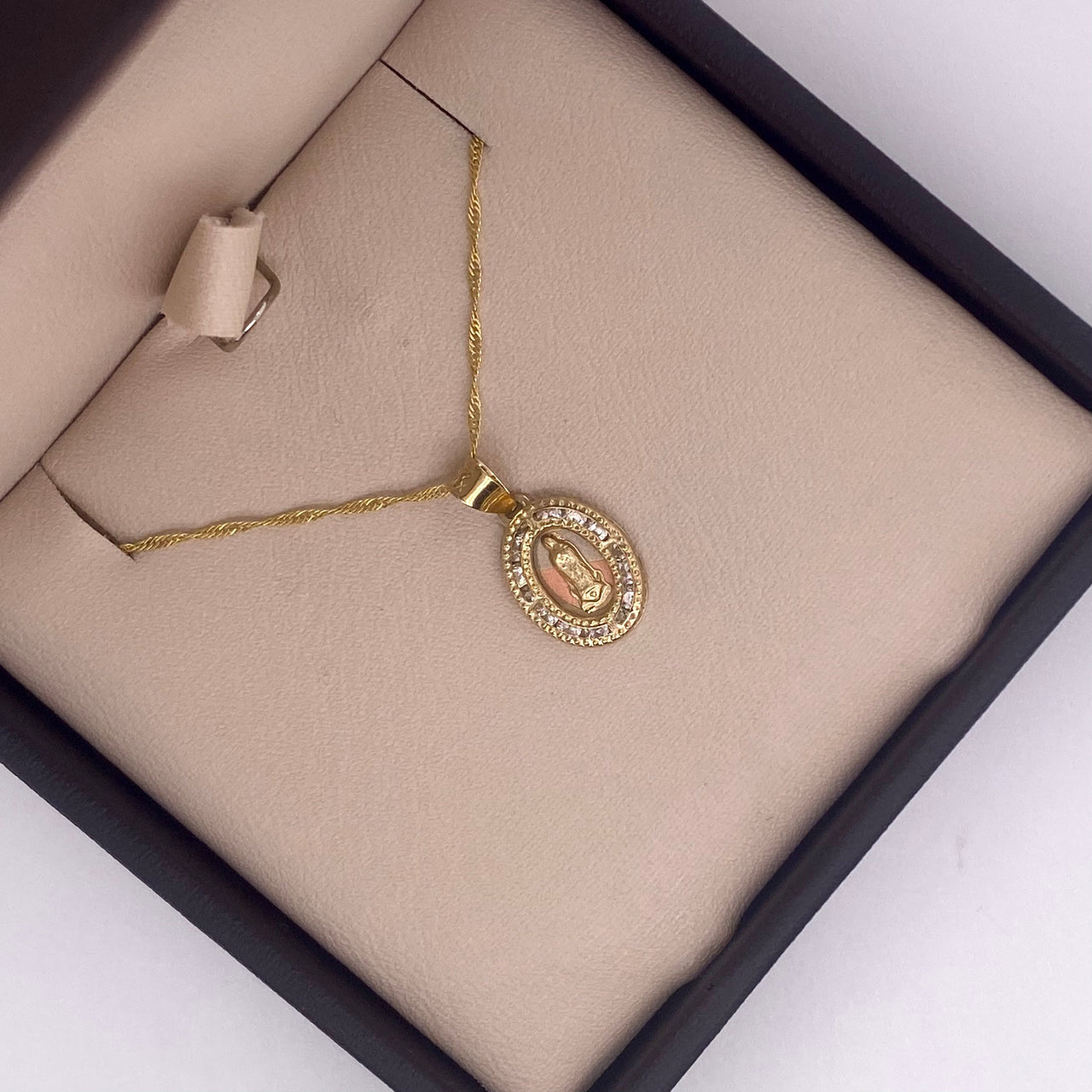 Medalla Oro 10k - Virgen de Guadalupe con Zirconias