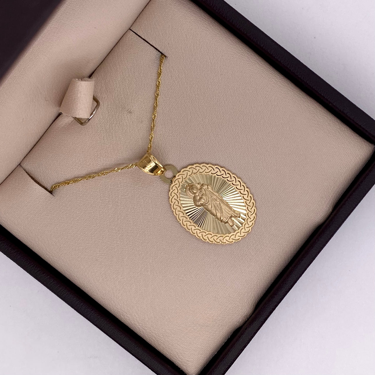 Medalla Oro 10k - San Judas Tadeo 2.9 cm