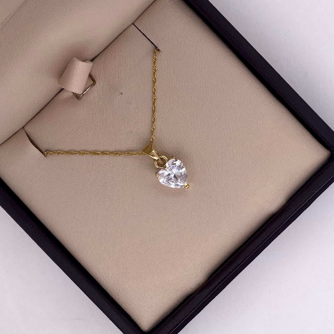 Dije Oro 10k - Corazón Zirconia