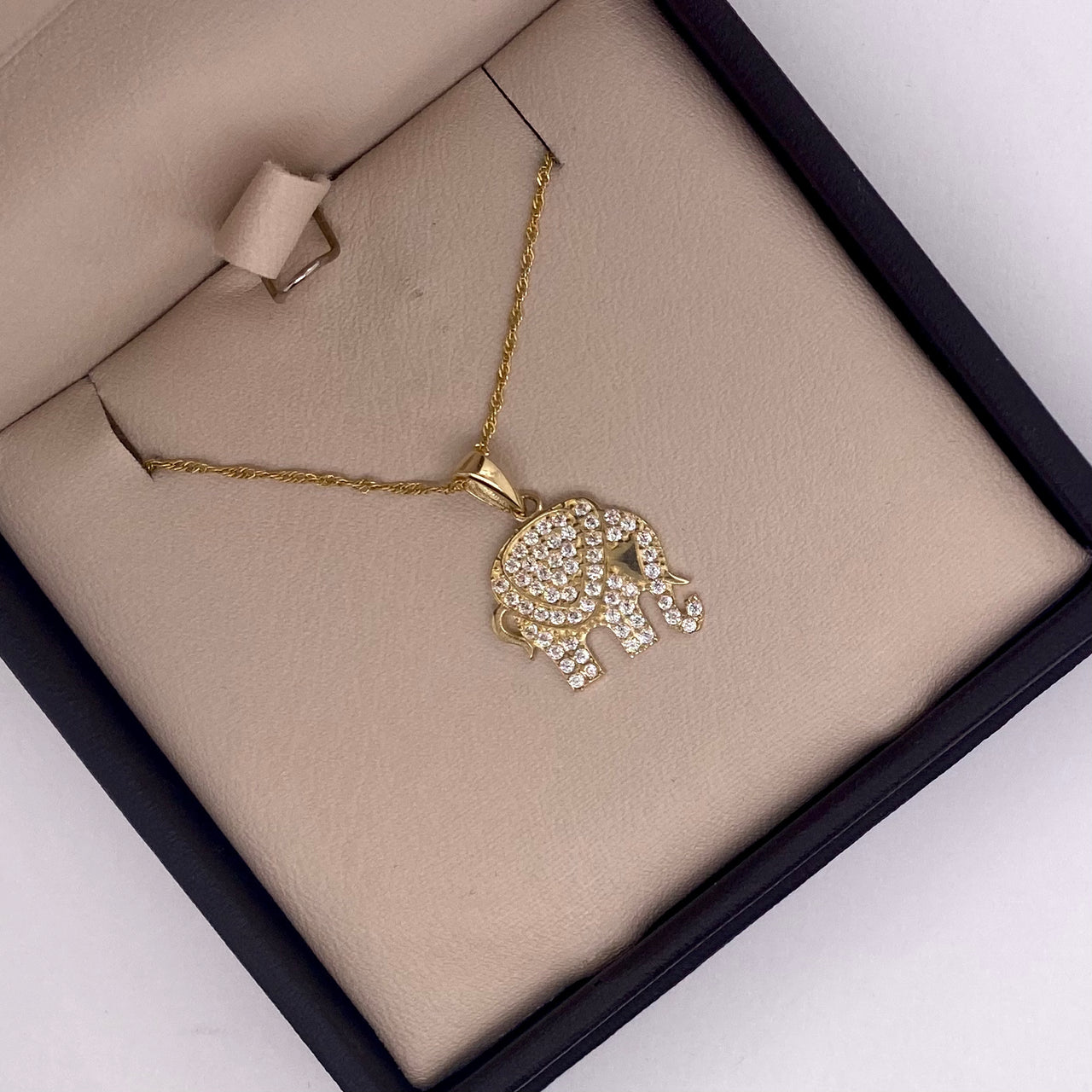 Dije Oro 10k - Elefante con Zirconias