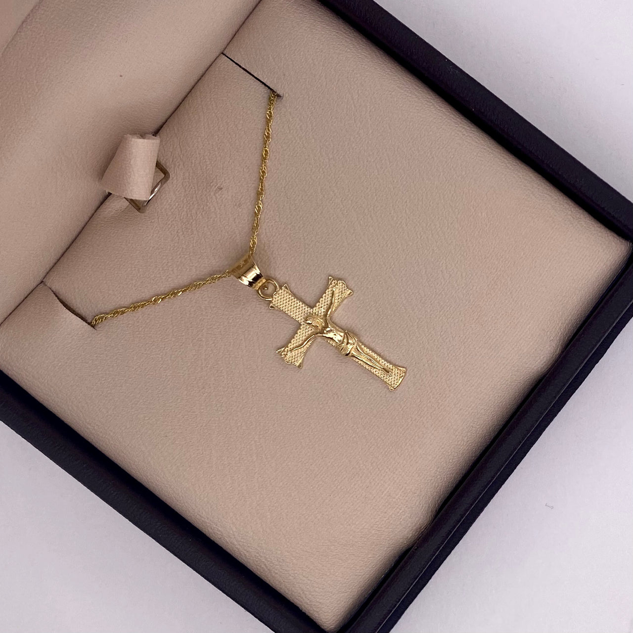 Cruz Oro 10k - 2.6 cm