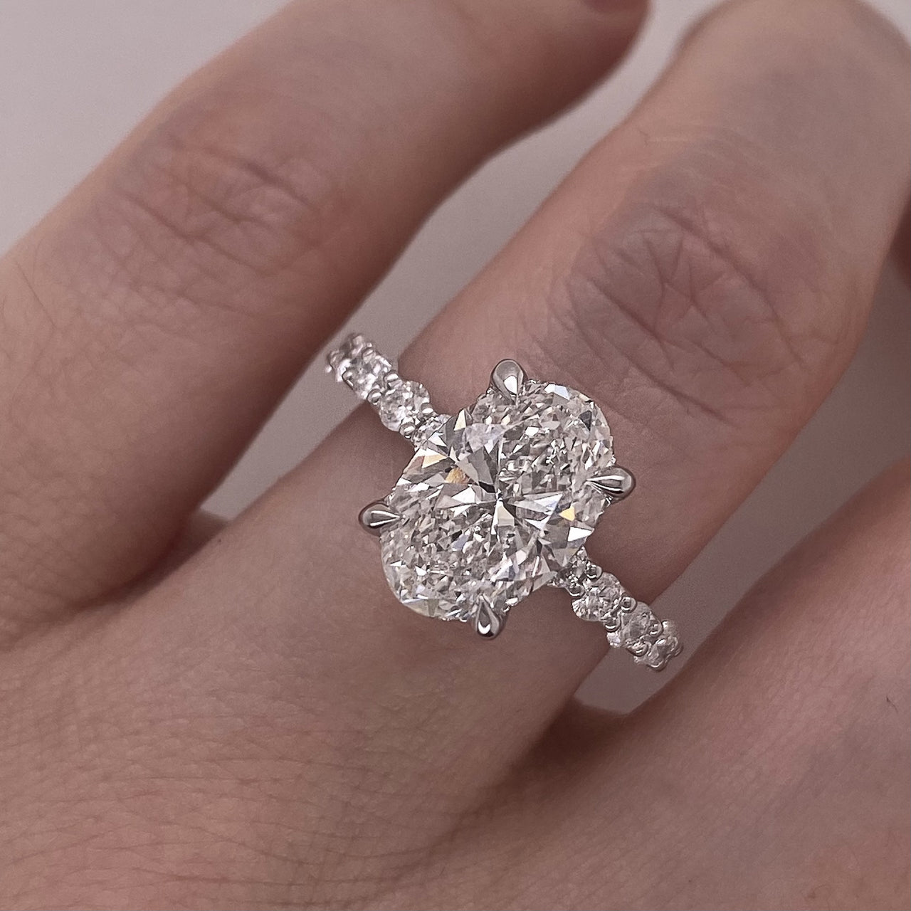 Anillo Oro Blanco 14k - 3.75 CTW Diamante de Laboratorio IGI
