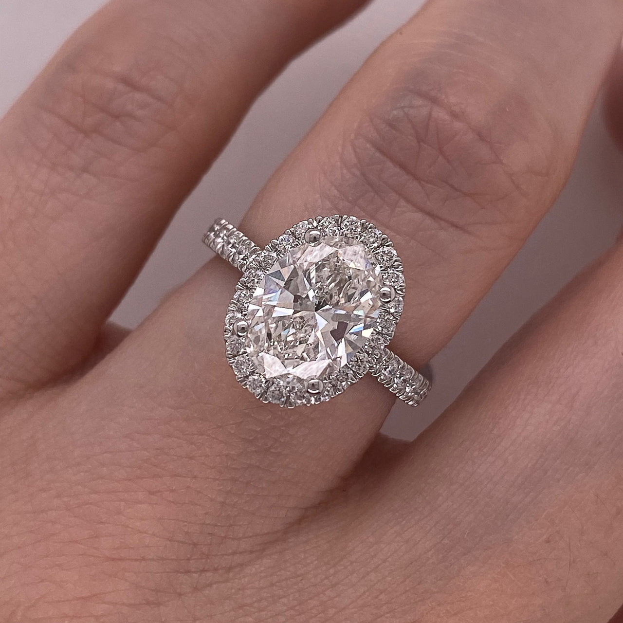 Anillo Oro Blanco 14k - 2.40 CTW Diamante de Laboratorio IGI