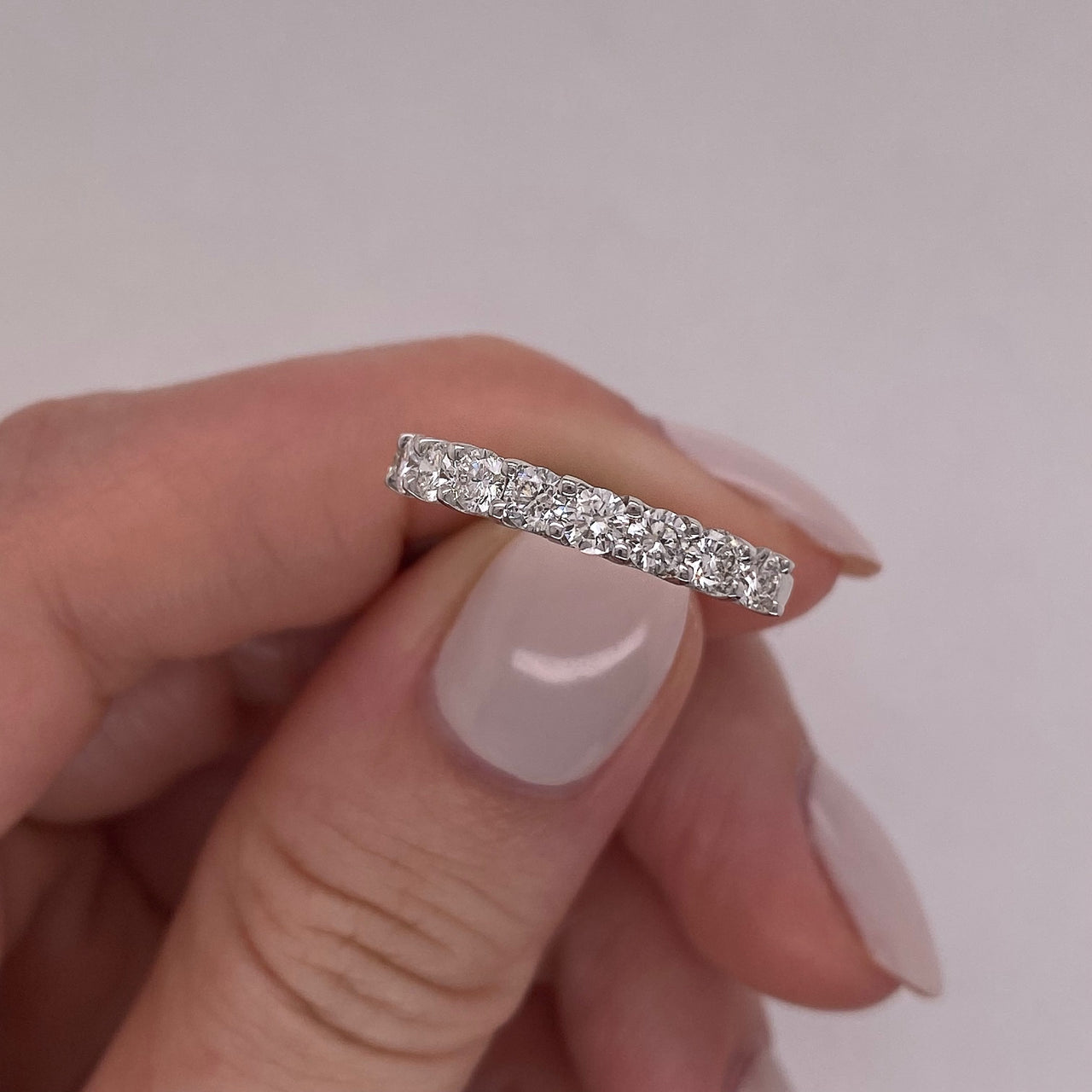 Churumbela Oro 14k - Diamante Forma U - 0.72 CTW (2.85 mm) *Fabricación*
