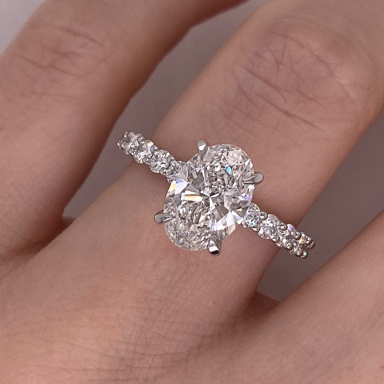 Anillo Oro Blanco 14k - 2.65 CTW Diamante de Laboratorio IGI