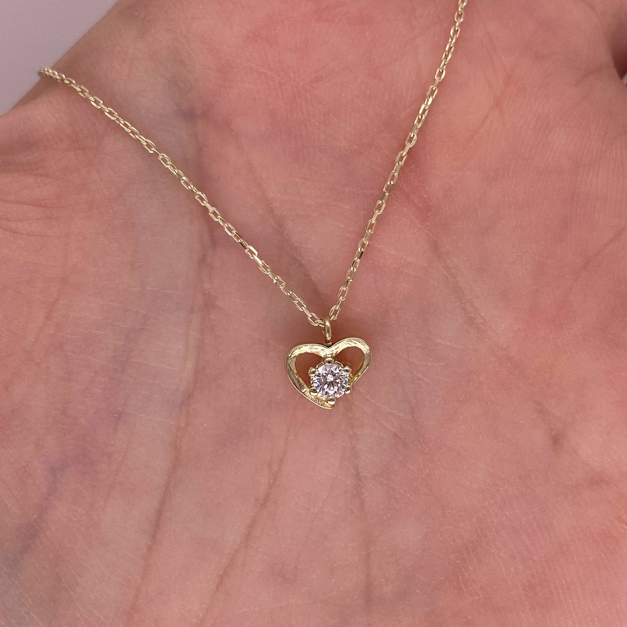 Gargantilla Oro 10k - Corazón con Zirconia