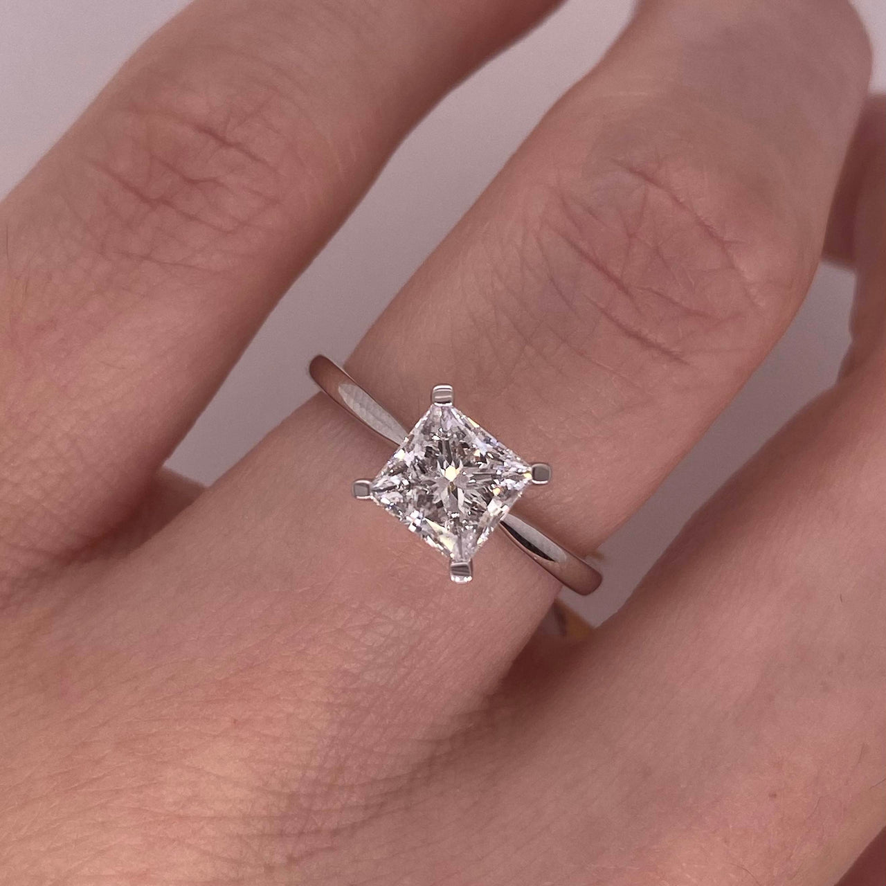 Anillo Oro Blanco 14k - 1.00 CT Diamante de Laboratorio IGI