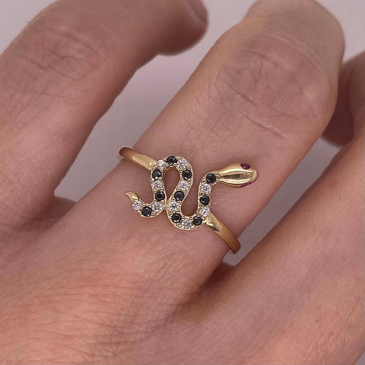 Anillo Oro 10k - Serpiente con Zirconias de Colores