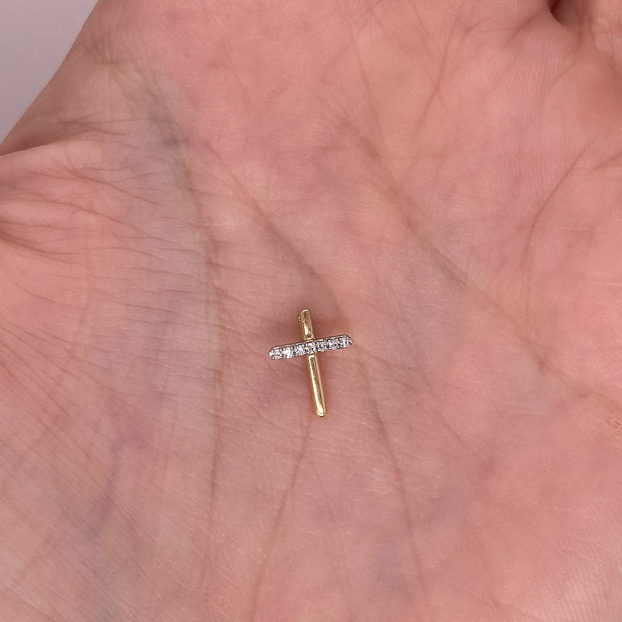 Cruz Oro Amarillo 14k - Diamantes 2.2 Puntos Totales