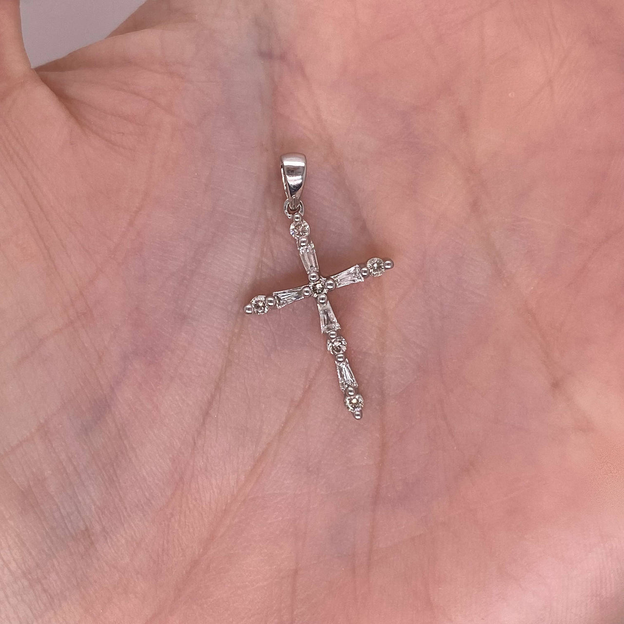 Cruz Oro Blanco 14k - Diamantes 27 Puntos Totales