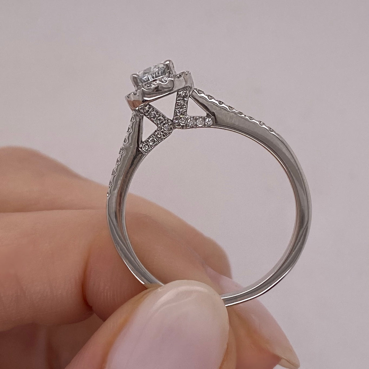Anillo Oro Blanco 14k - 0.75 CTW Diamante de Laboratorio IGI