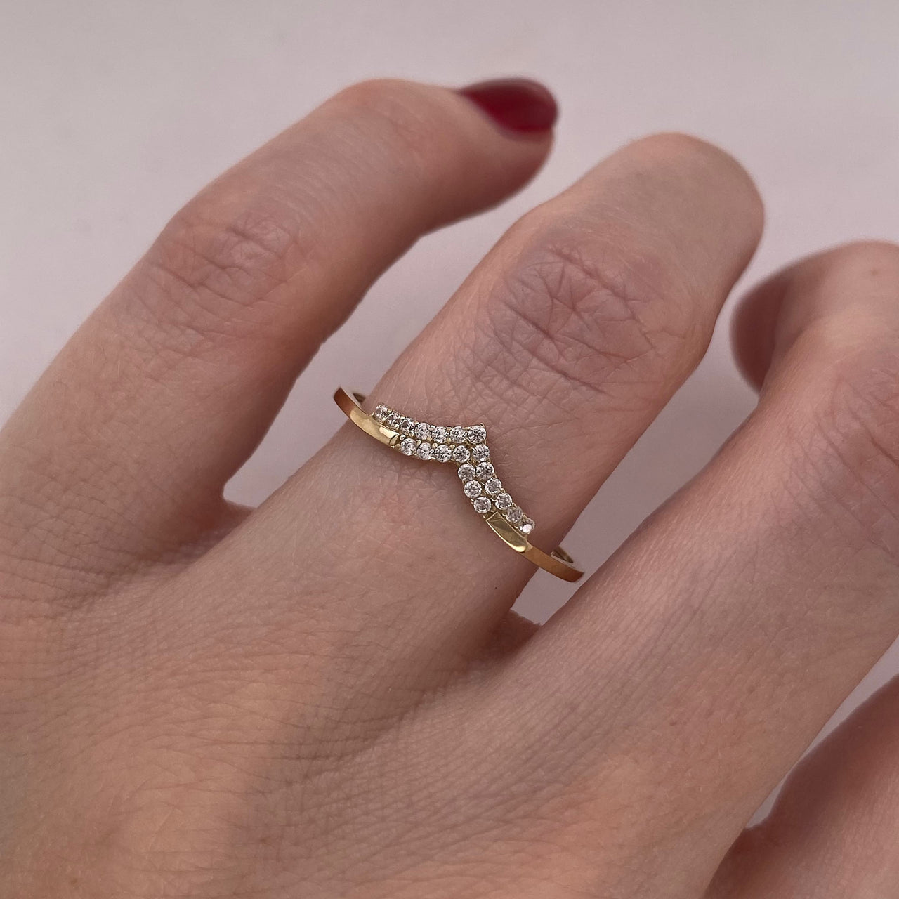 Churumbela Oro 10k - Forma Pico con Zirconias de 1.00 mm