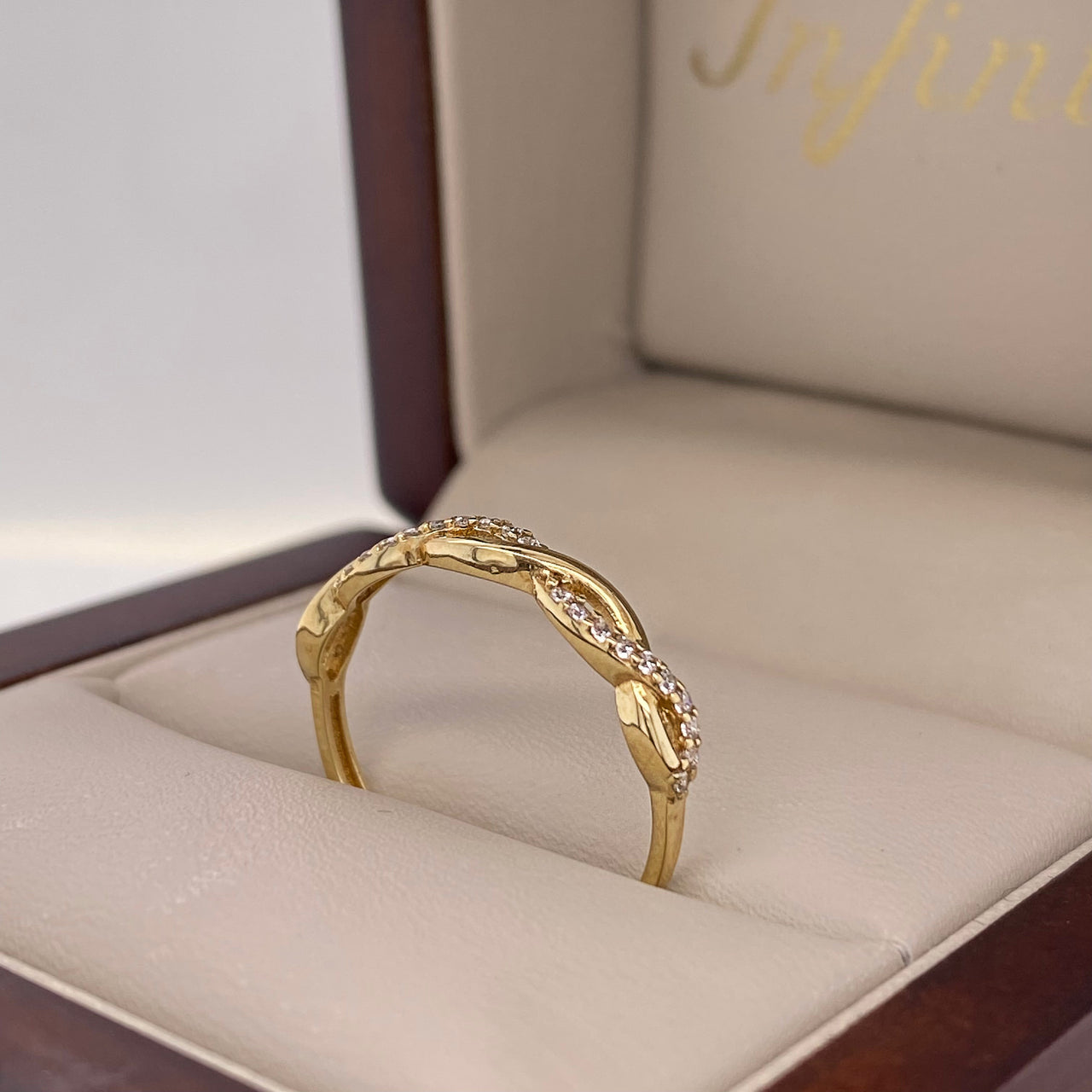 Churumbela Oro 10k - Trenzada con Zirconias de 1 mm