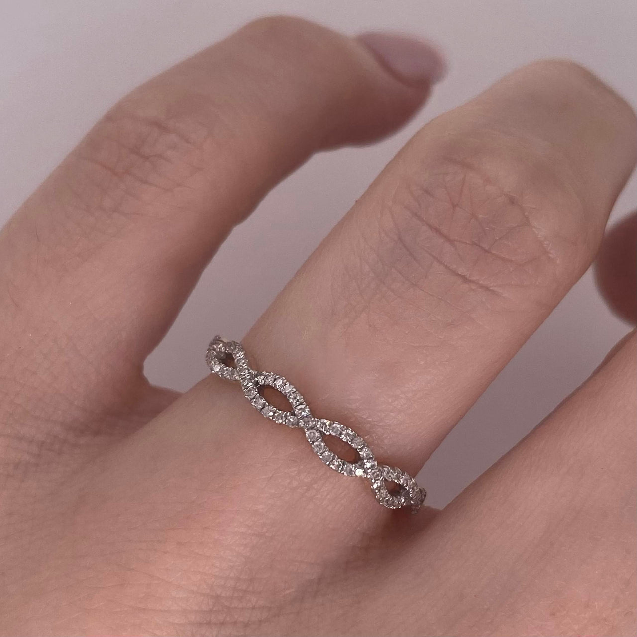 Churumbela Oro Blanco 14k - Diamante Natural 0.15 CTW