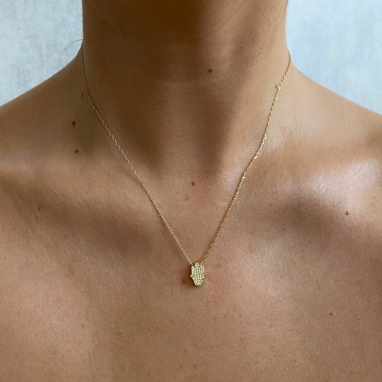 Gargantilla Oro 10k - Mano de Fátima con Zirconias 45 cm