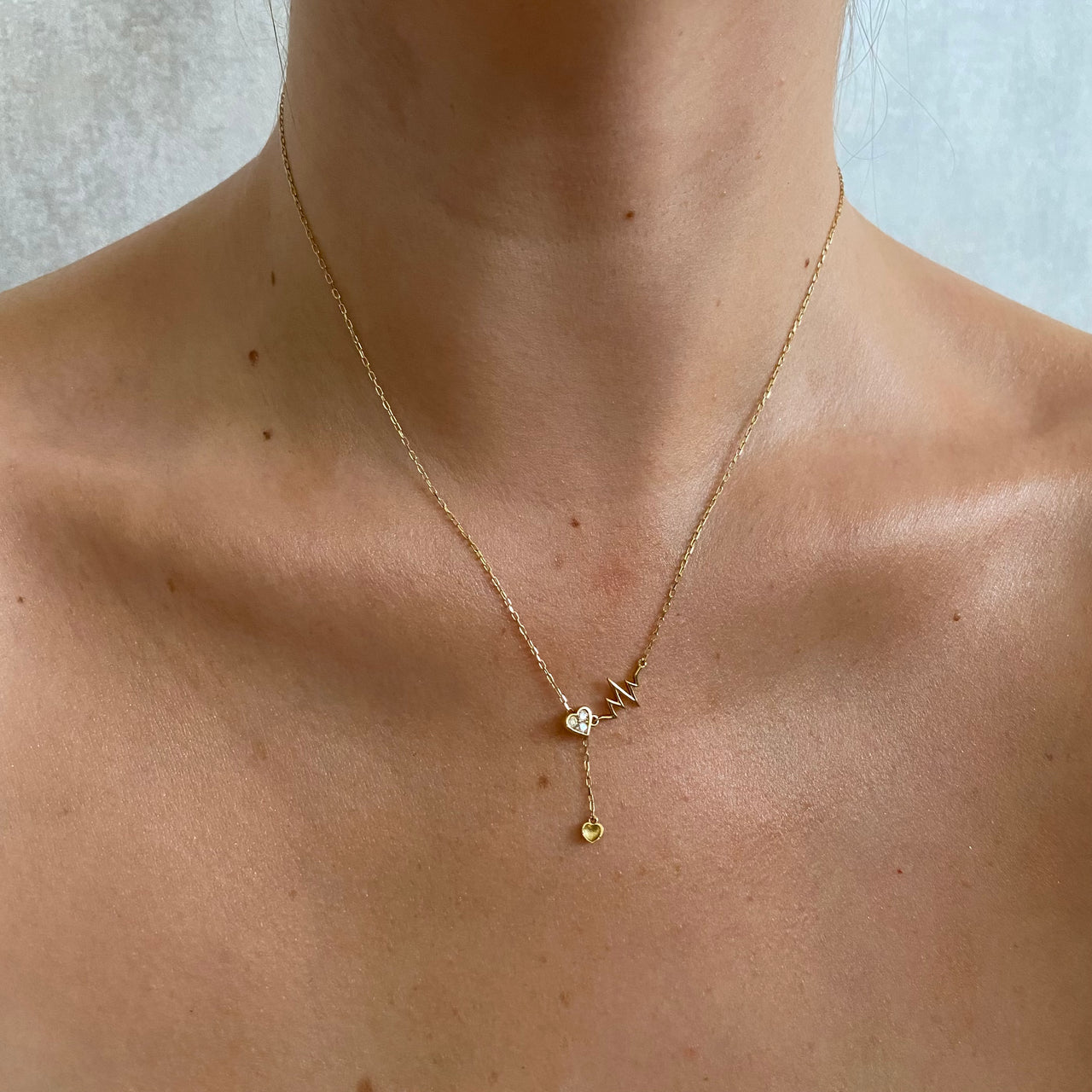 Gargantilla Oro Amarillo 10k - Línea De La Vida y Corazón Con Zirconia, 45 cm Largo