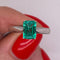 Anillo Oro Blanco 14k - Esmeralda Laboratorio 0.85 CT