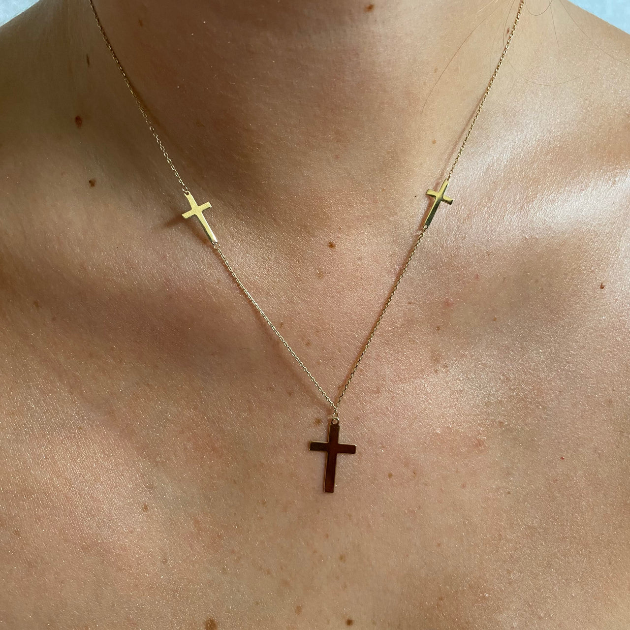 Gargantilla Oro 10k - Triple Cruz Lisa