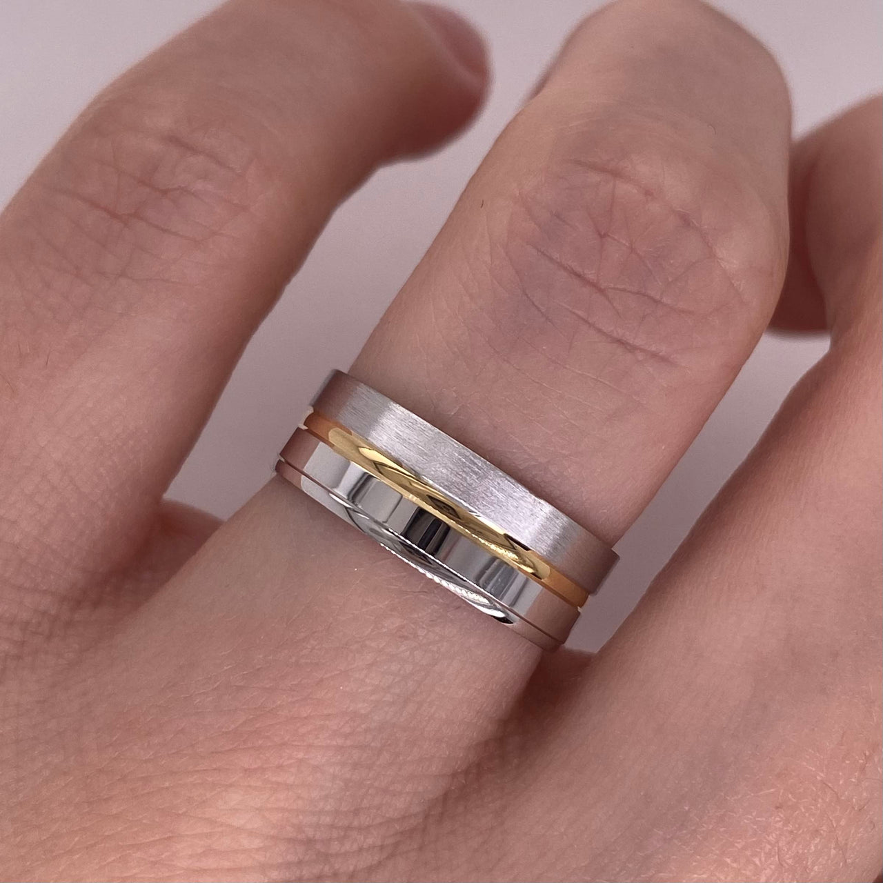 Argolla Oro Combinado 14k - Acabado Mate Liso, Ancho 6 mm