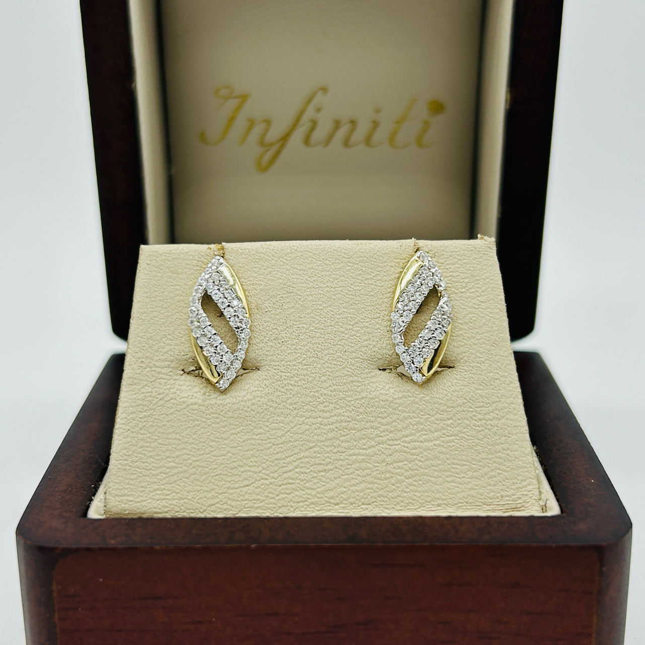 Aretes Oro 10k - Oval con Zirconia