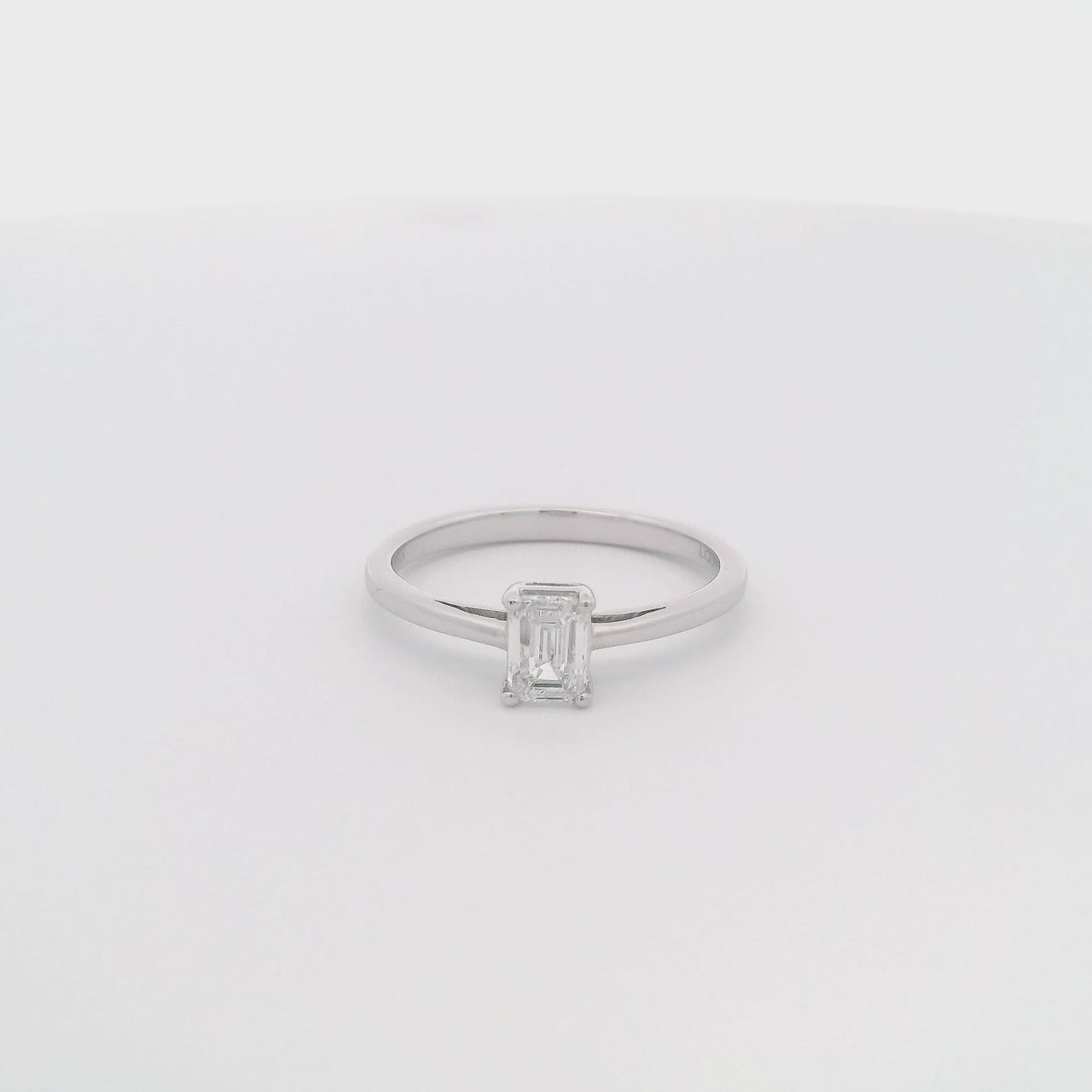 Anillo Oro Blanco 14k - 0.50 CT Diamante de Laboratorio IGI